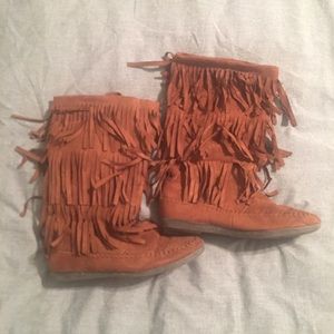 Women’s Fringe Boots